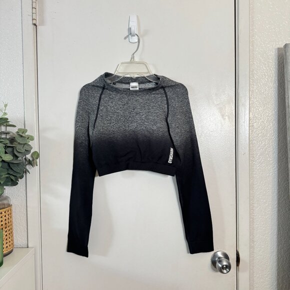 Gymshark Tops - GYMSHARK Adapt Ombre Seamless Long Sleeve Workout Crop Top Black Gray Medium